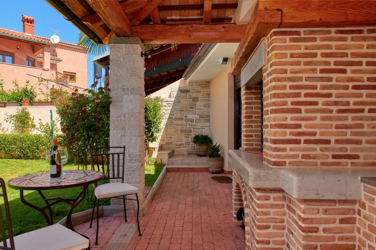 Holiday House Arena Villa Pula Exterior foto