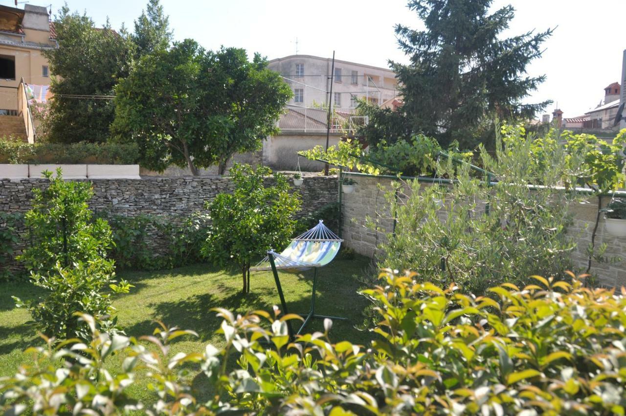 Holiday House Arena Villa Pula Exterior foto